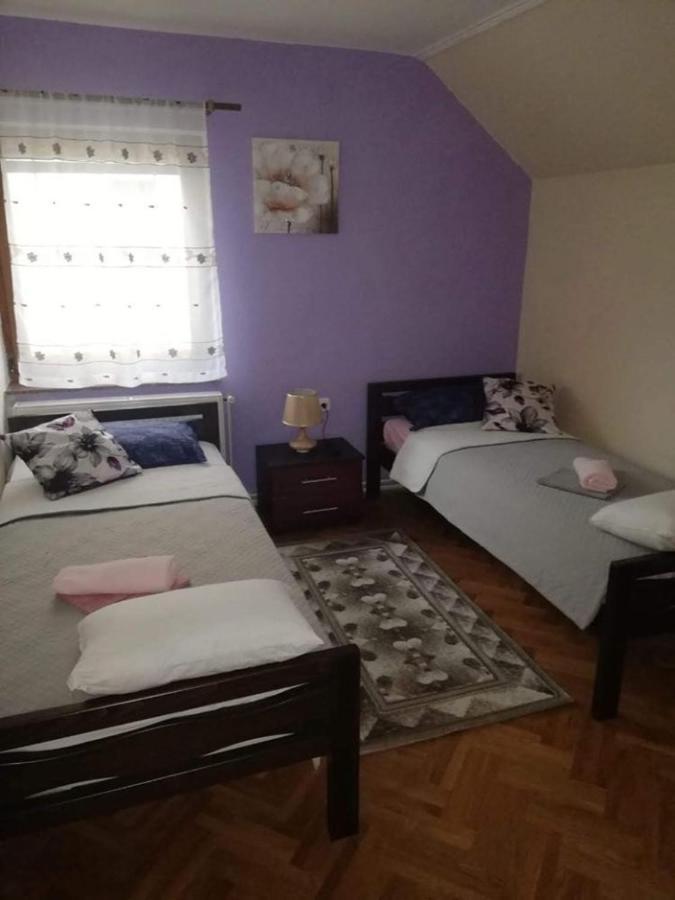 Apartman Nika Otočac Eksteriør billede